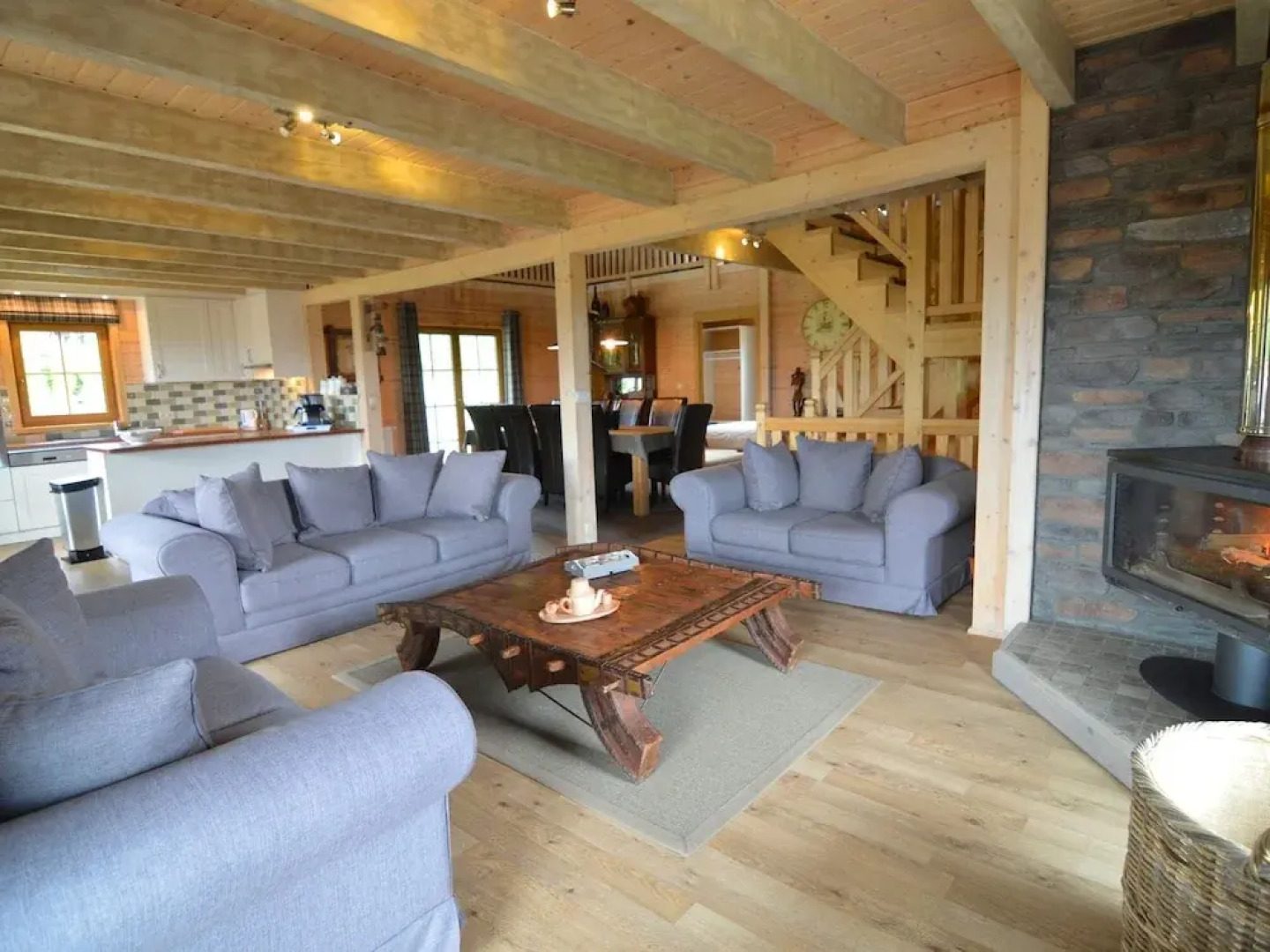 Cozy Chalet in Septon with Sauna and Jacuzzi