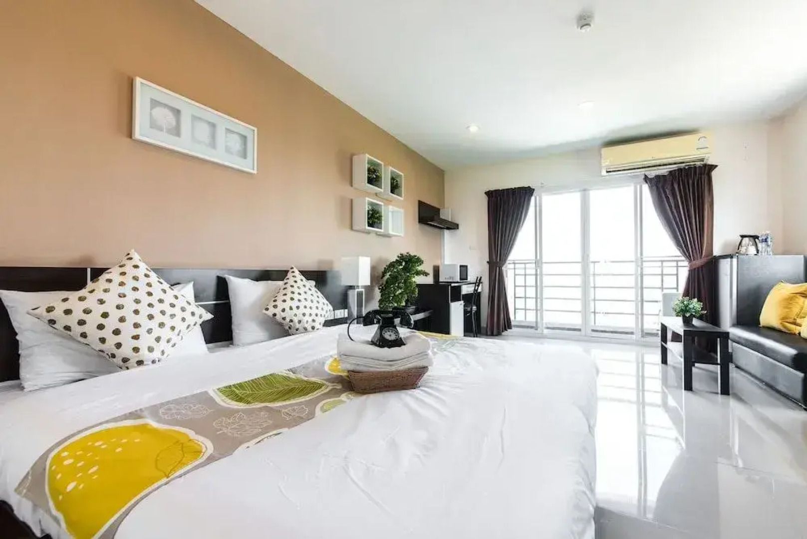 Grand Holiday Residence