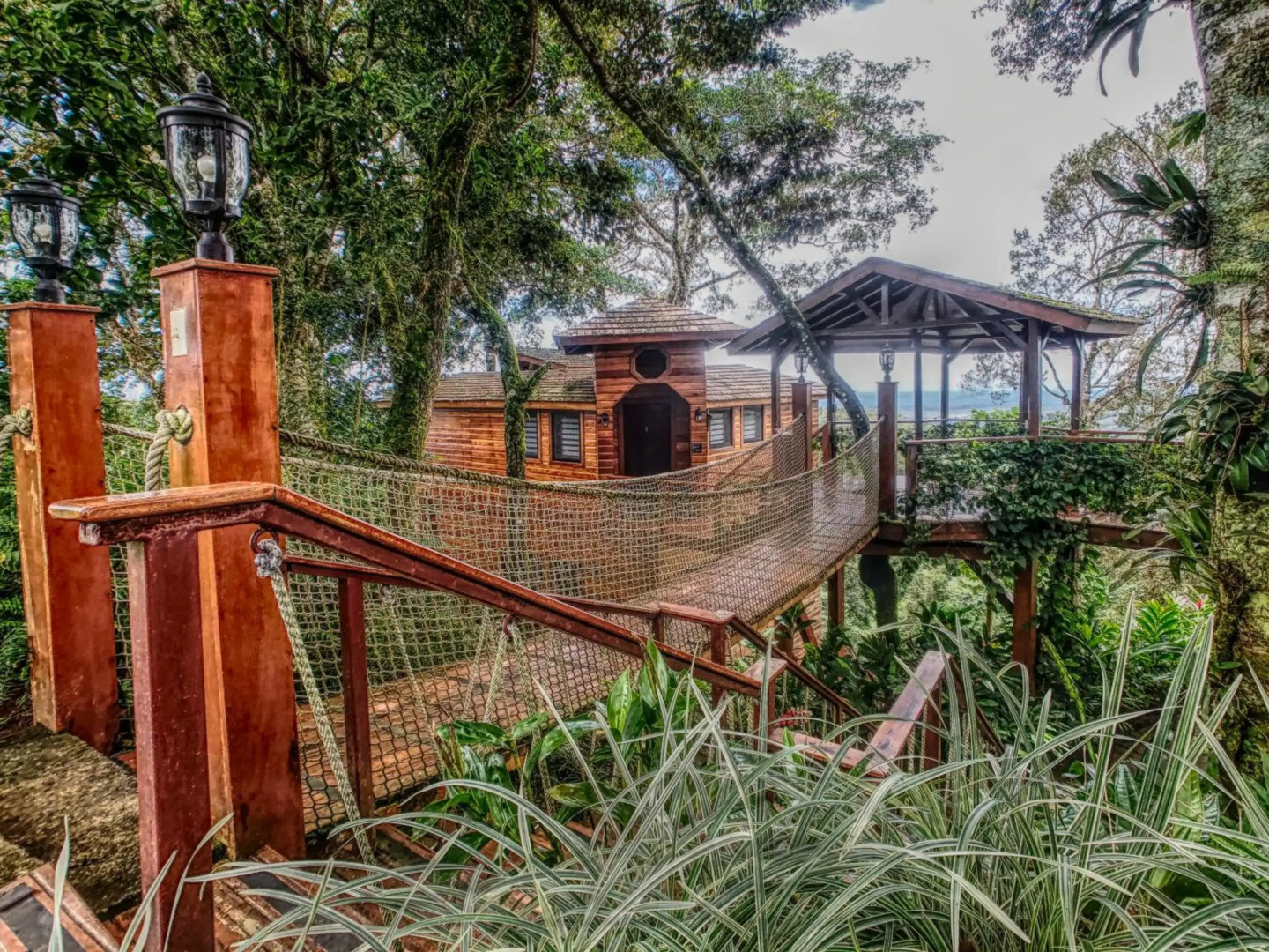 Lucero Golf and Country Club Tree Houses