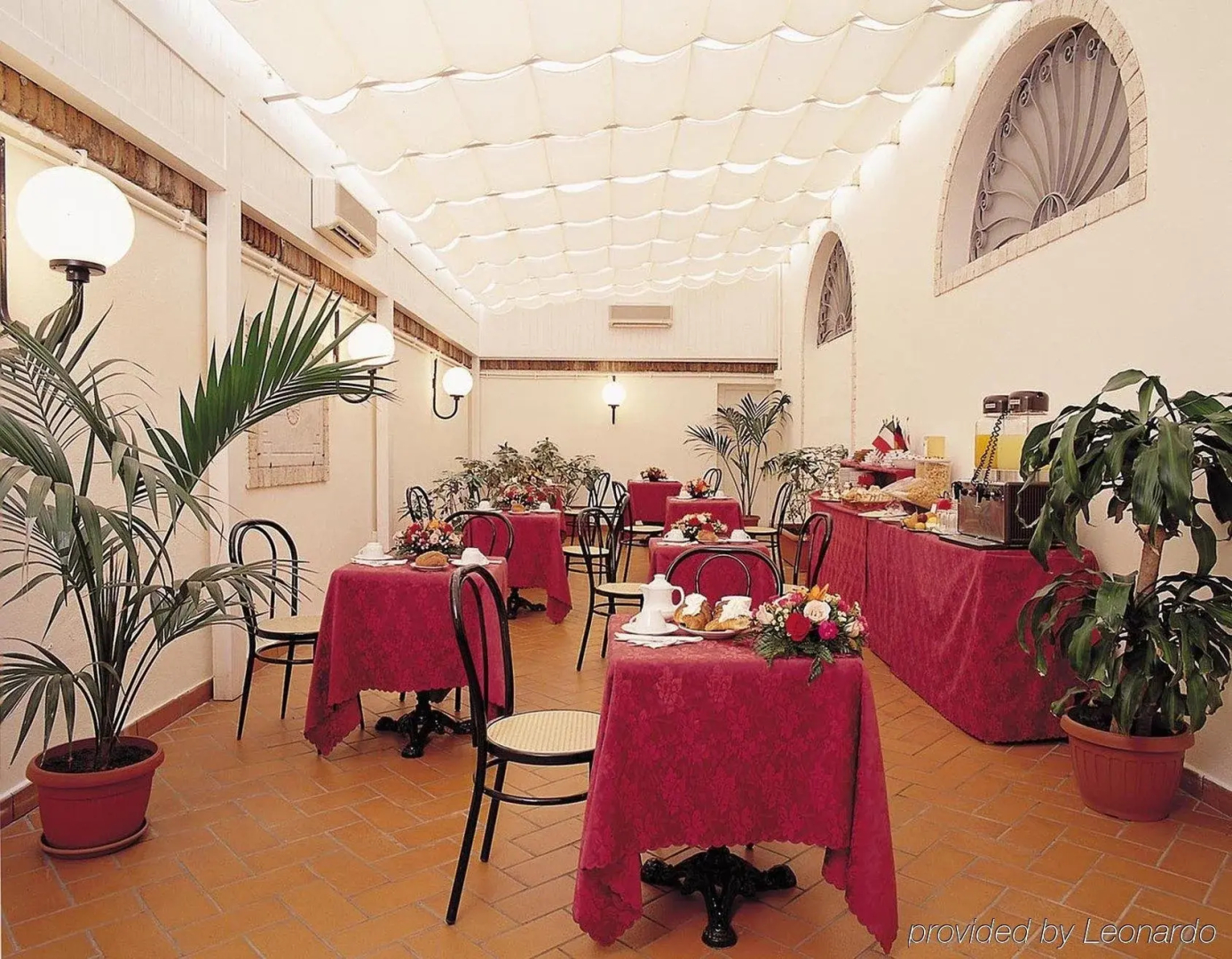 Hotel Contilia