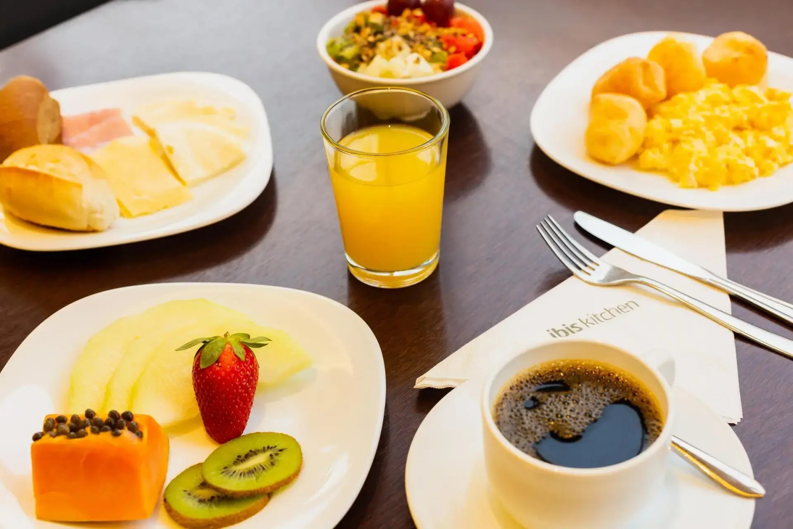 Ibis Canoas Shopping