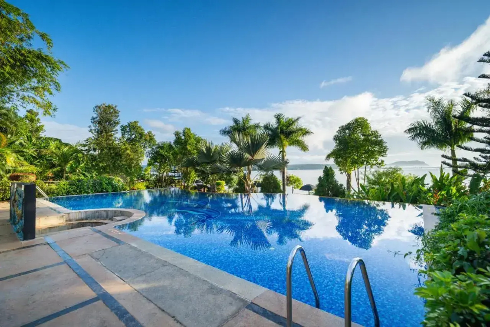 Coorg Jungle Camp Backwater Resort