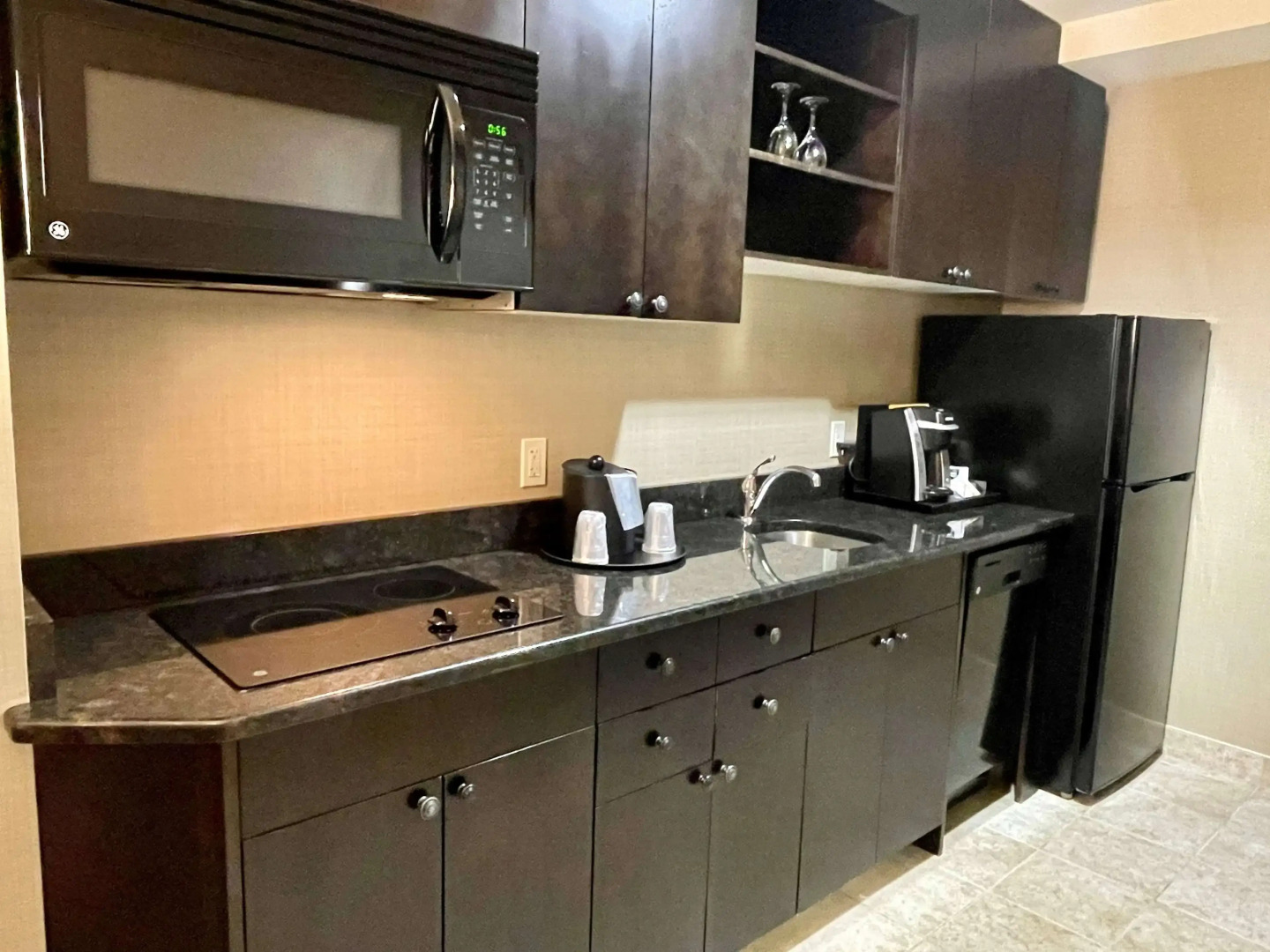 Best Western Plus Okotoks Inn & Suites