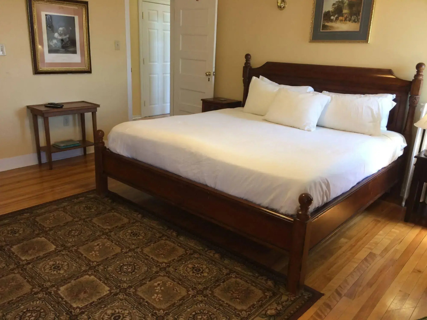 Chipman Hill Suites on Mecklenburg