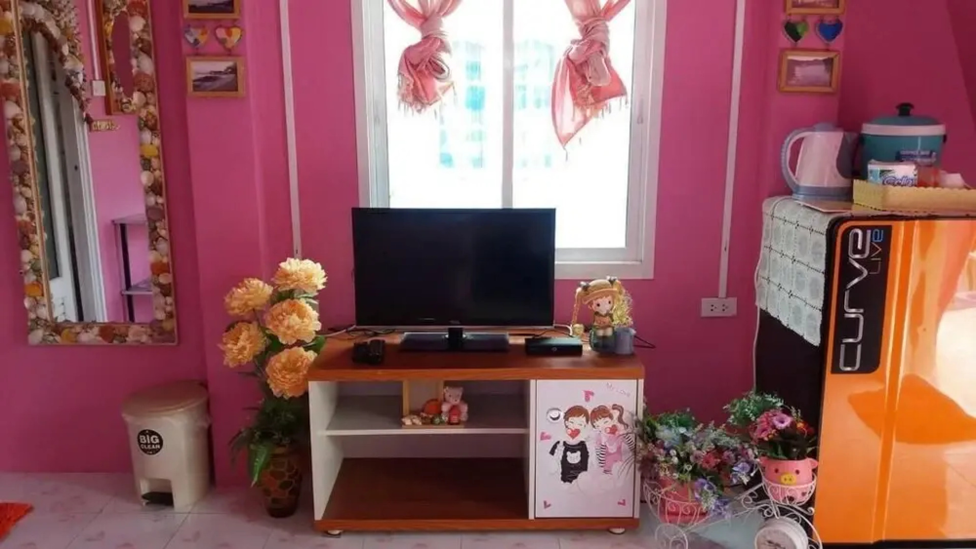 Buachompoo Resort Koh Sichang