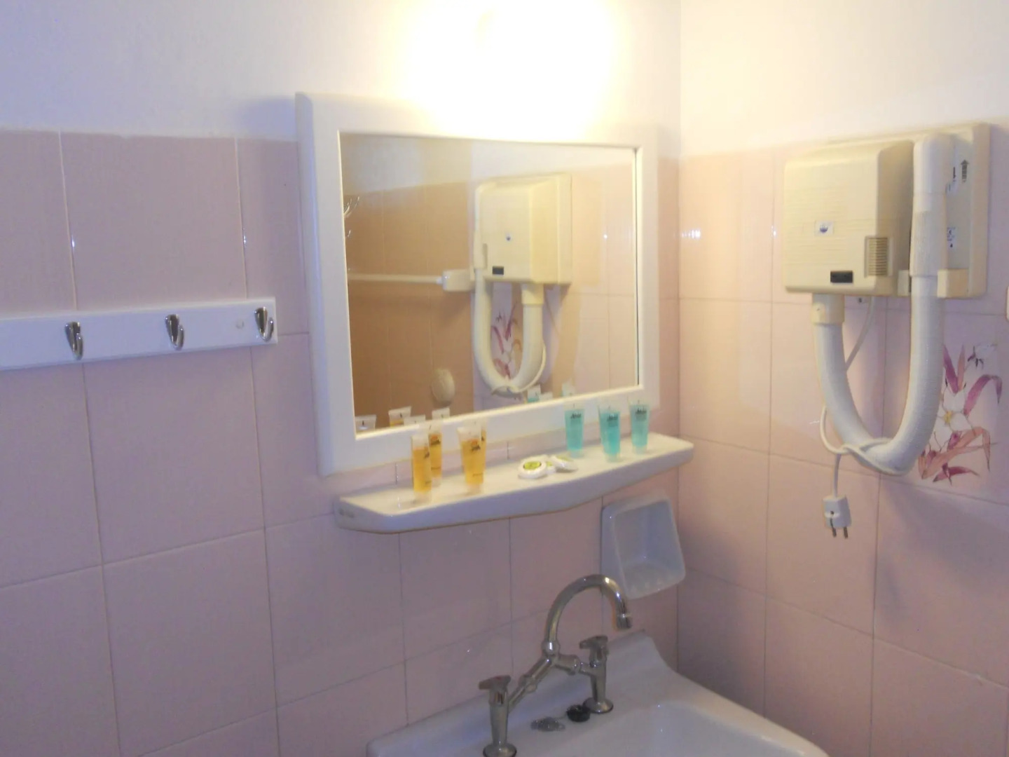 Elli Marina Studios and Apartments