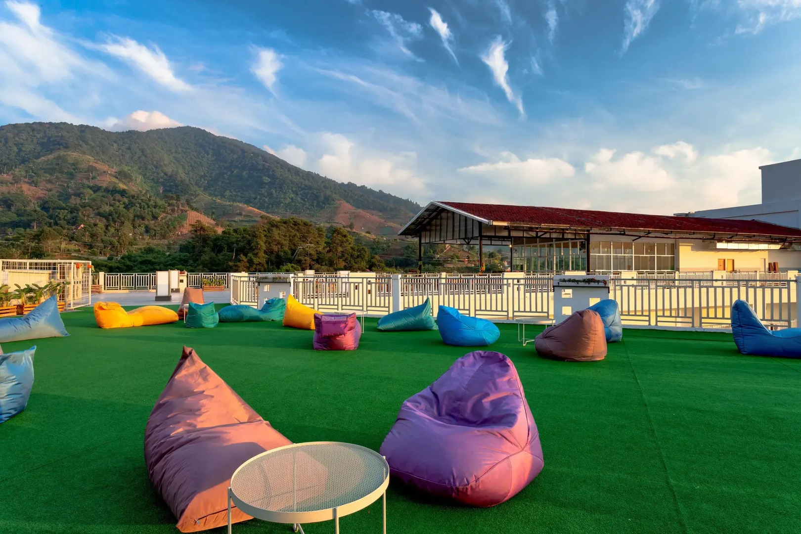 Le Eminence Puncak Hotel Convention & Resort