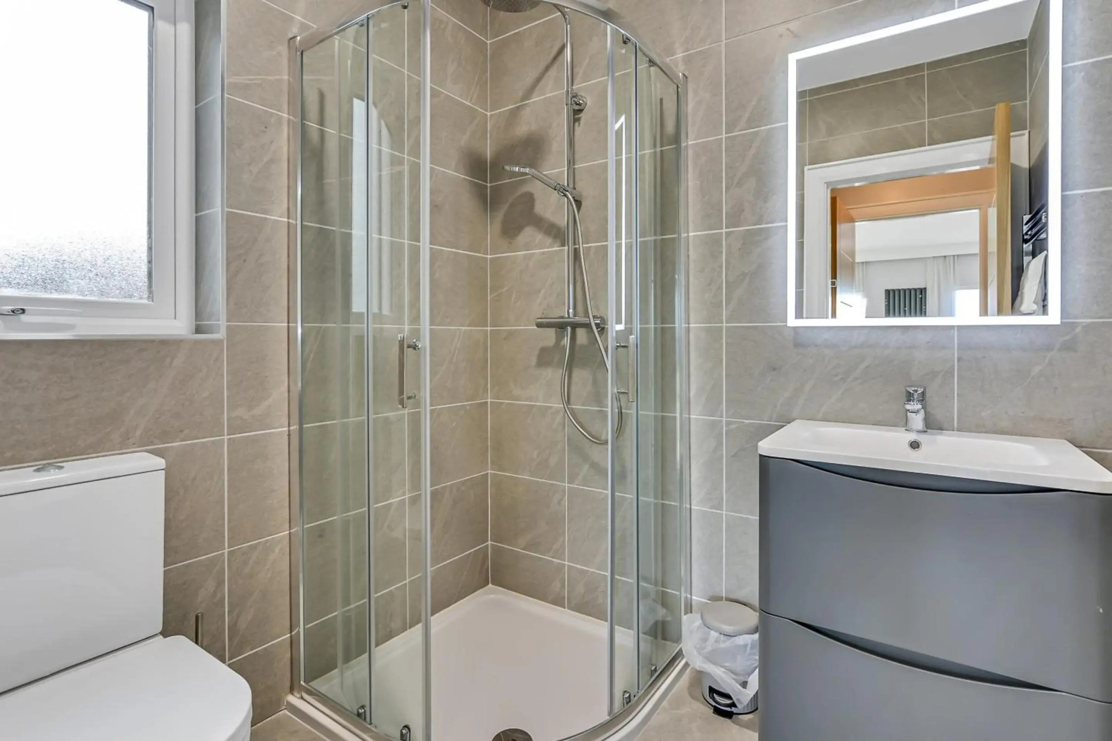 BayView Luxury 4 Bedroom Villa