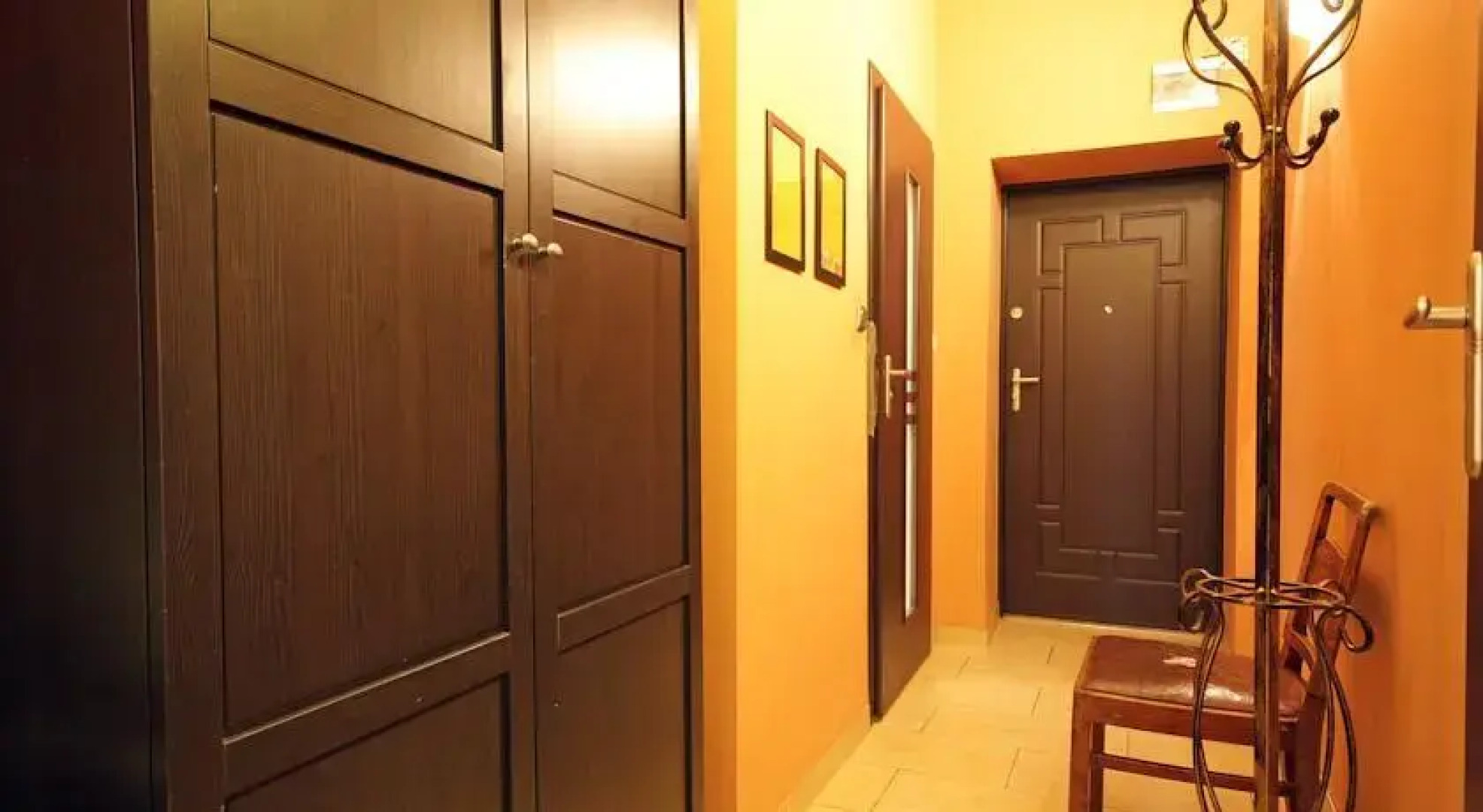 24W Apartments Old Town