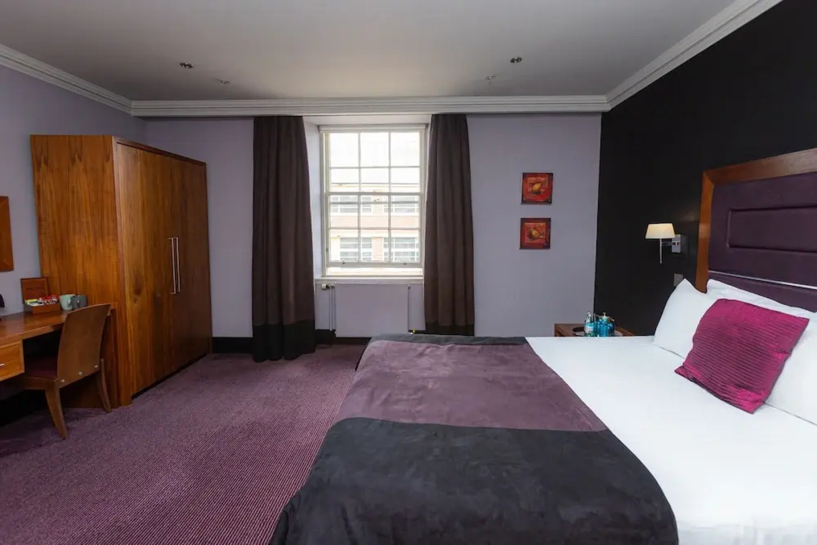 Fletcher's Restaurant Bar & Rooms