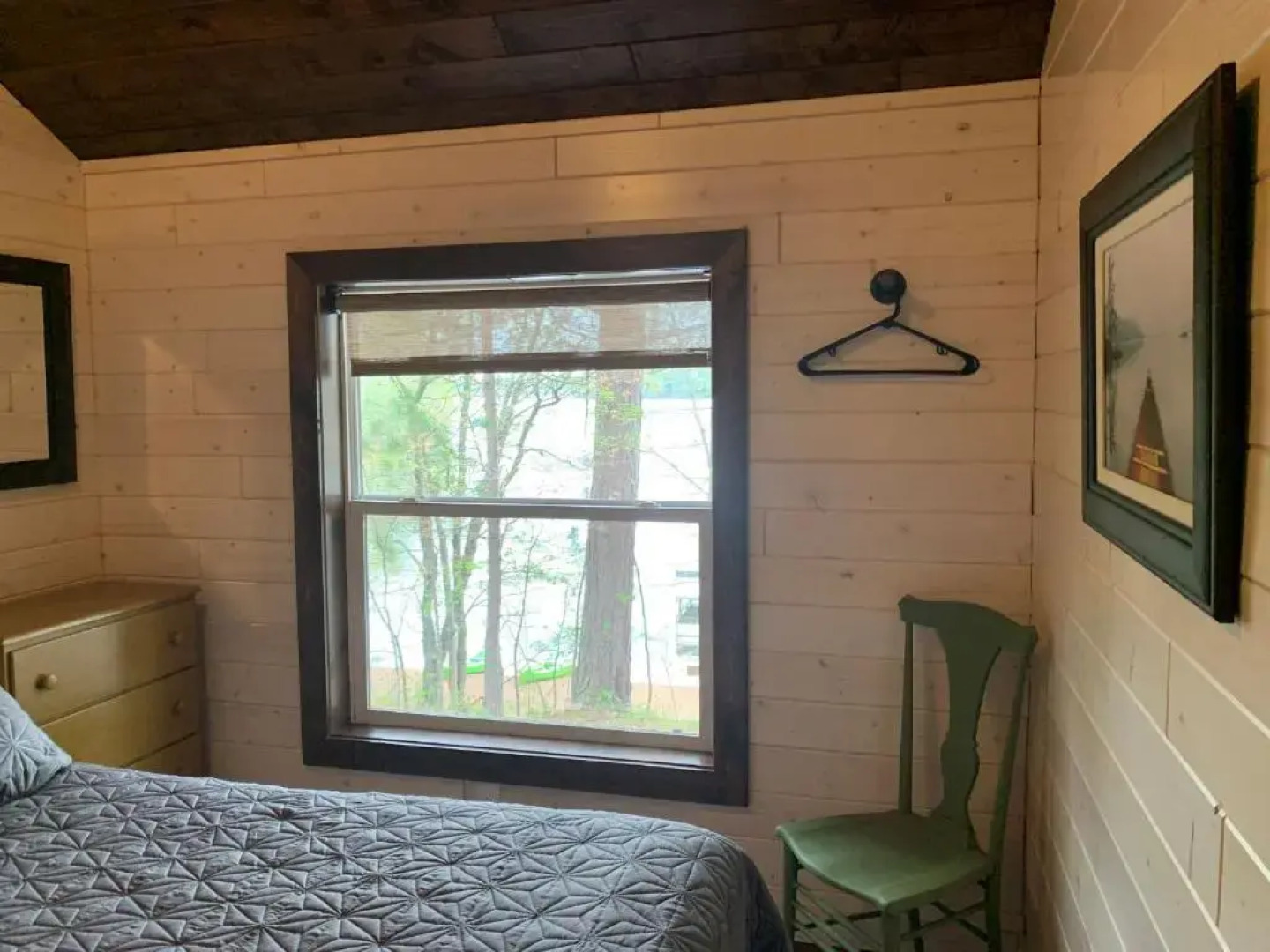 Deerwood Resort - Chickadee Cabin