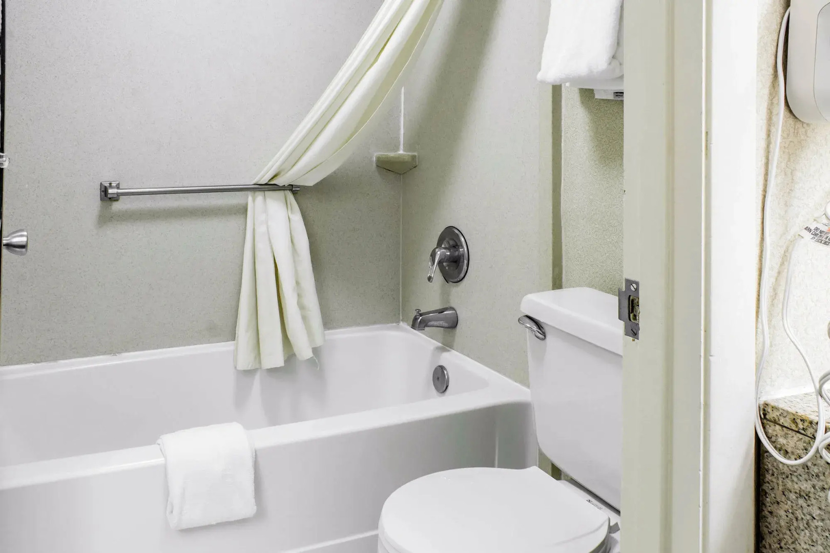 Lifestyle Inn Cedar Falls