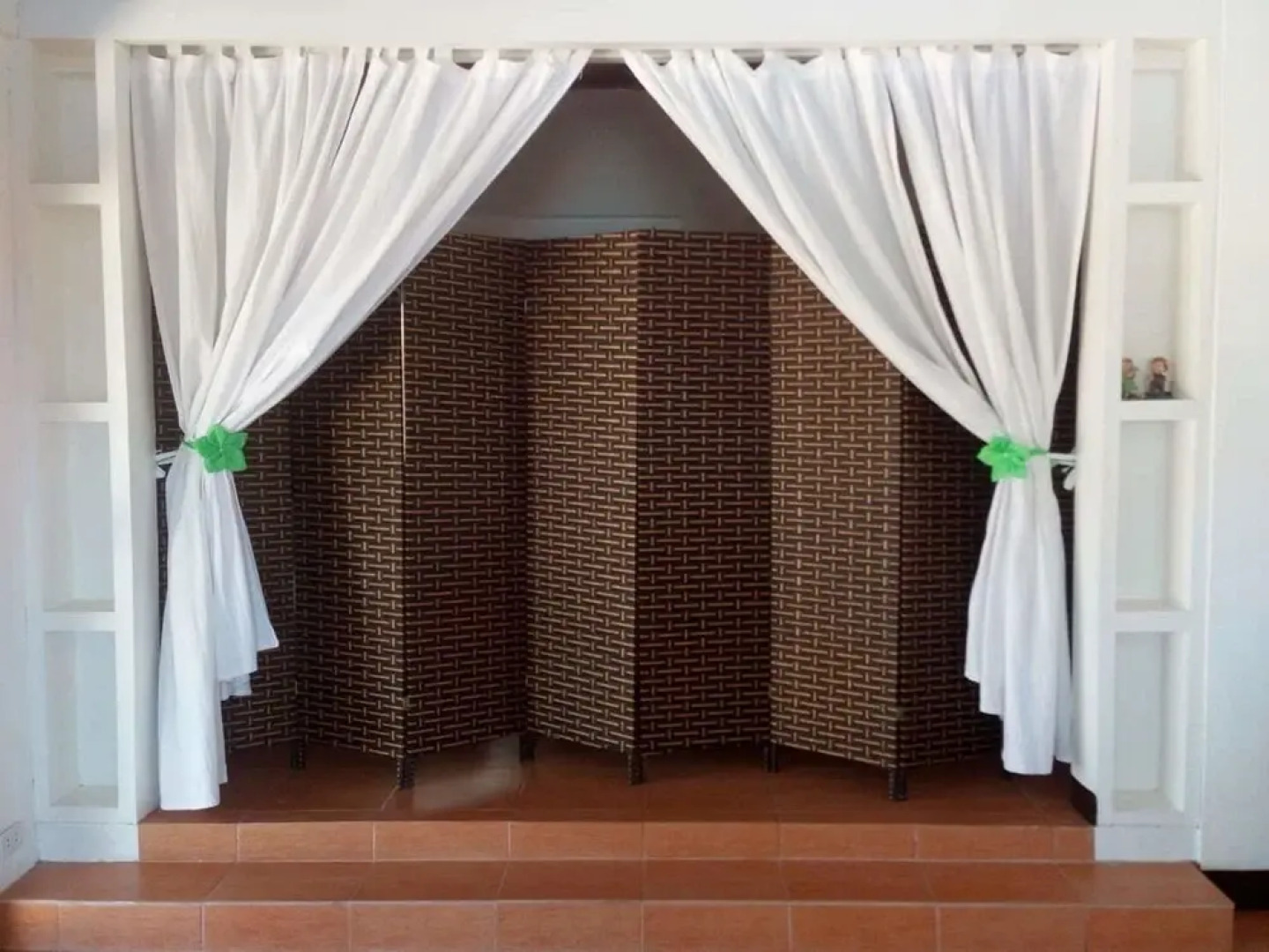 Traditional Filipino Villa Beachfront