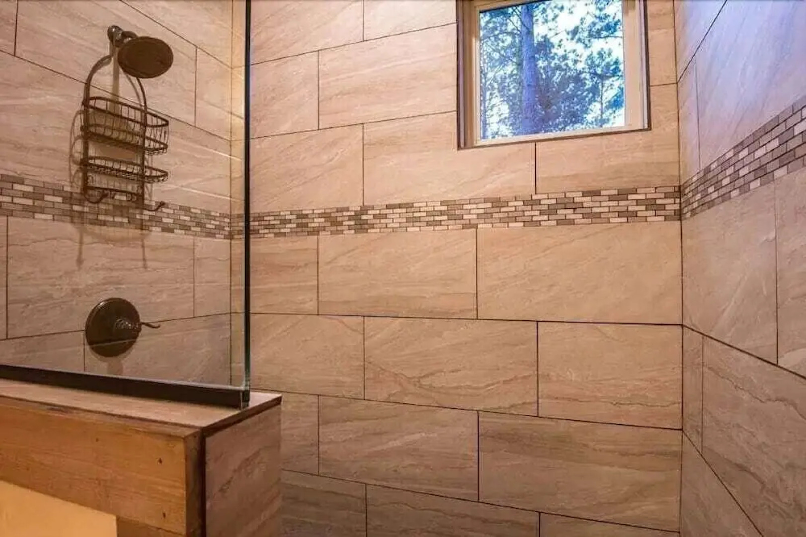 Stars On The Water Lodge - 4 Br Cabin