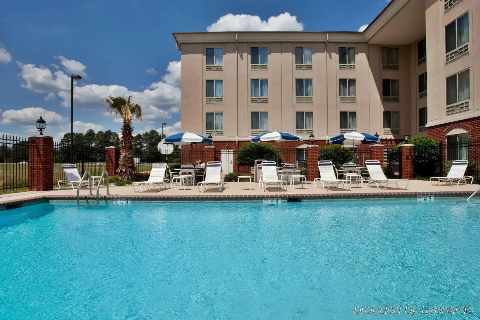 Holiday Inn Express & Suites W. Monroe by IHG