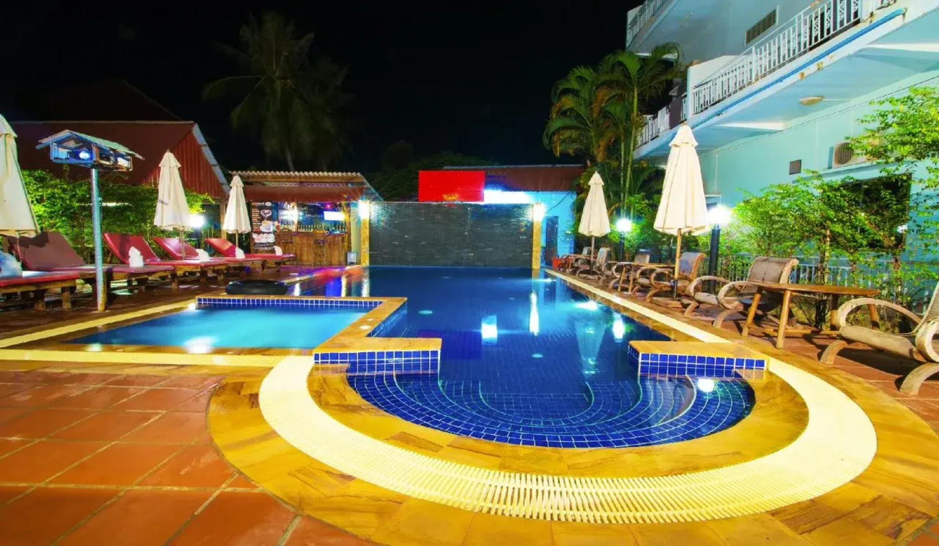 Blossoming Romduol Boutique - Hostel