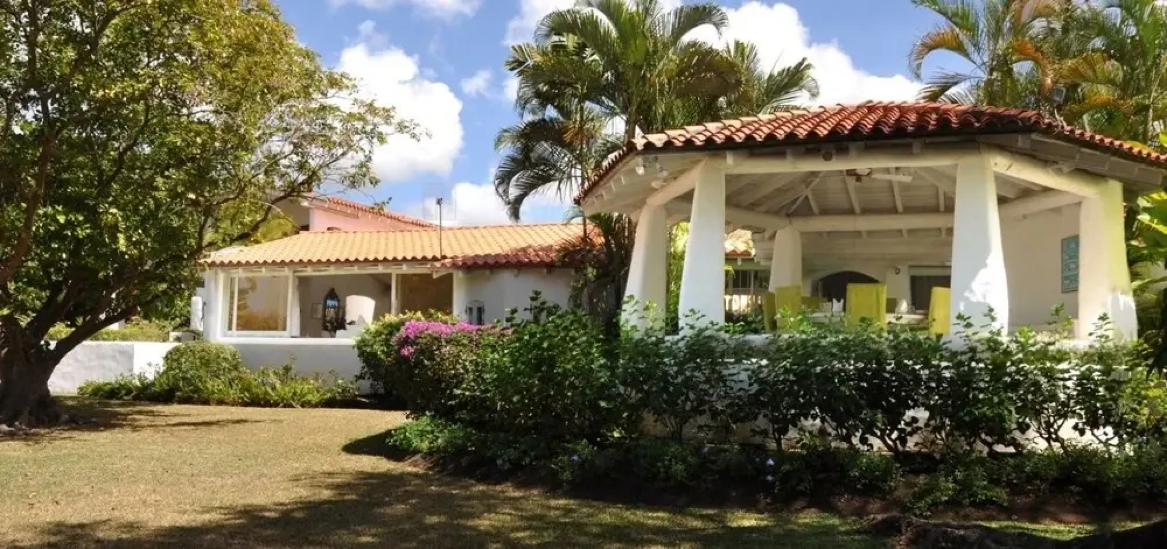 Villa Buttsbury House