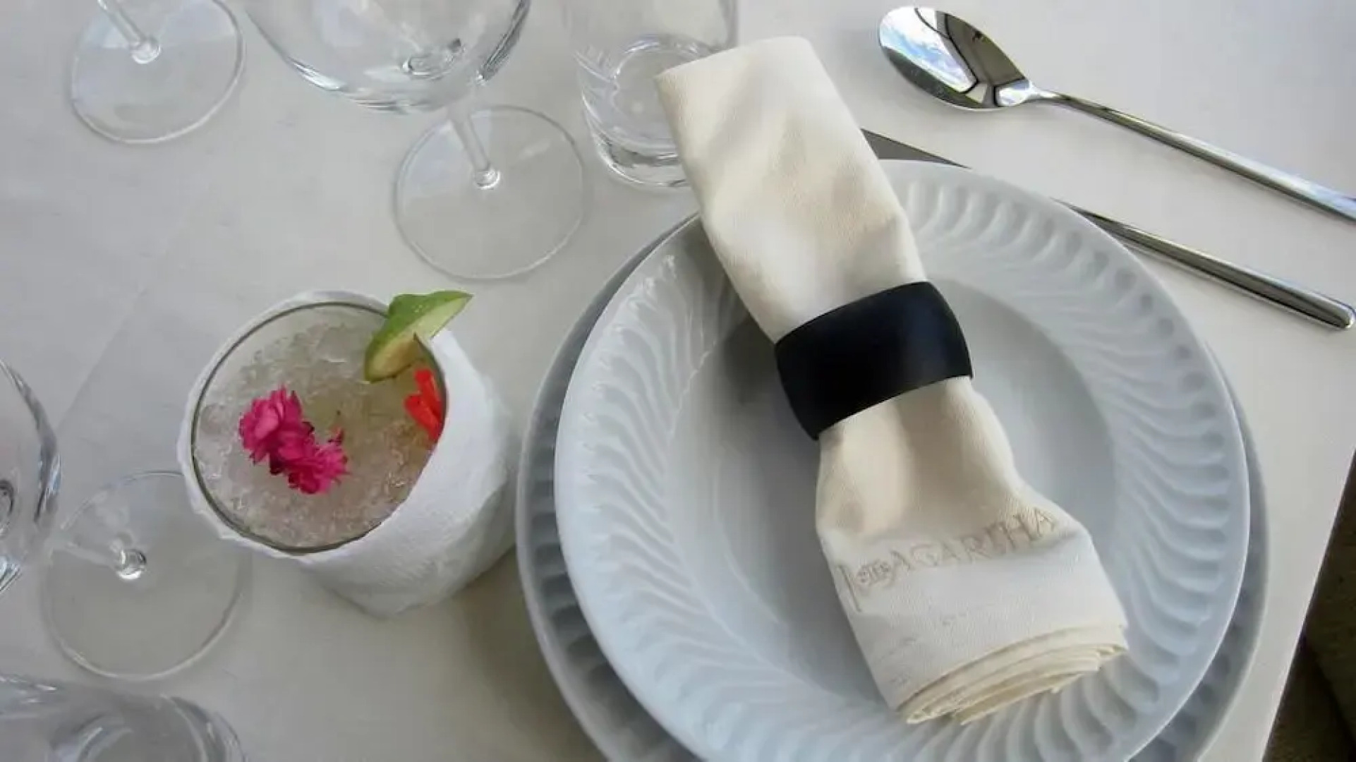 Agartha Boutique Hotel - StoneHouse