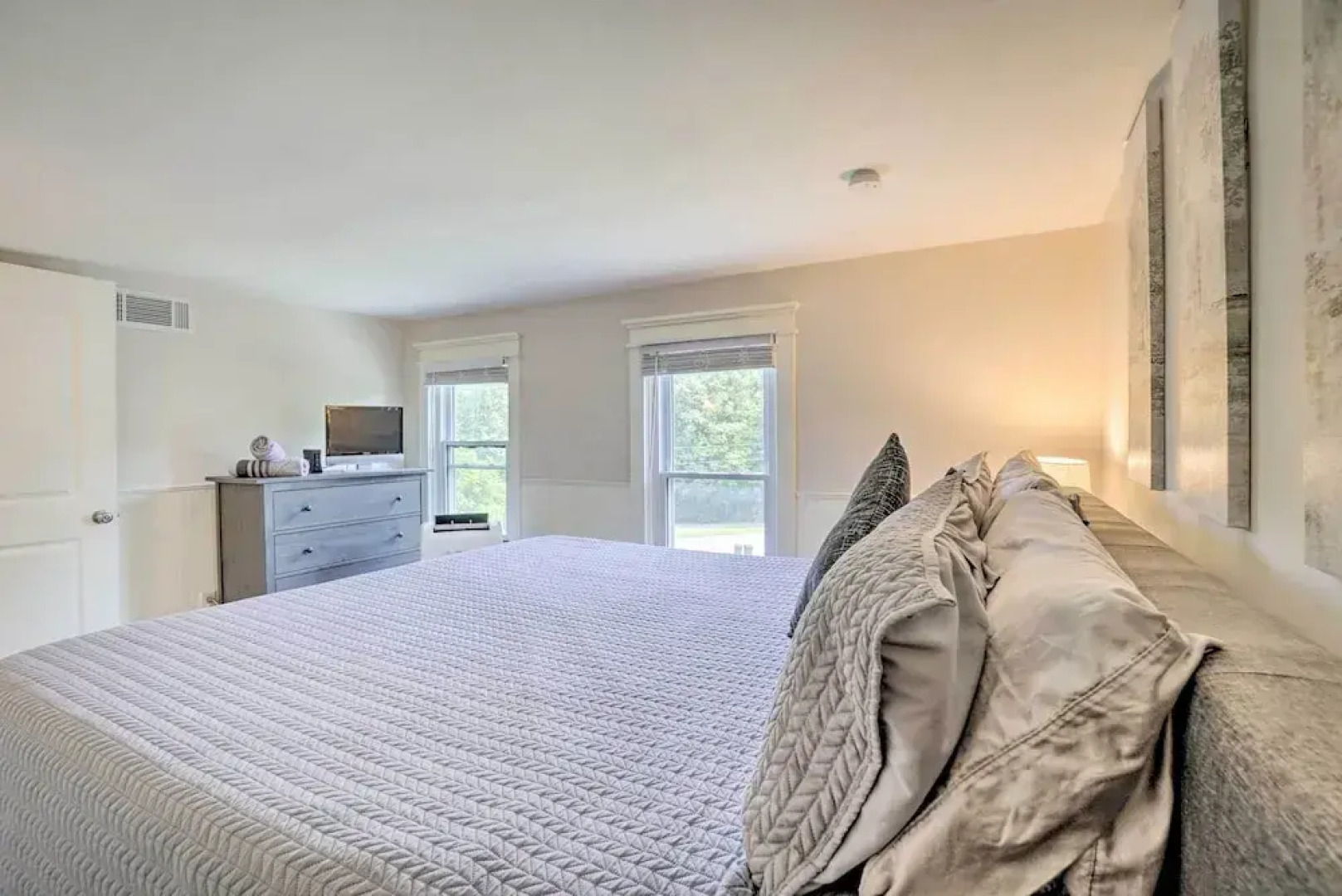 Quiet Rockbridge Cottage ~ 4 Mi to Hocking Hills!