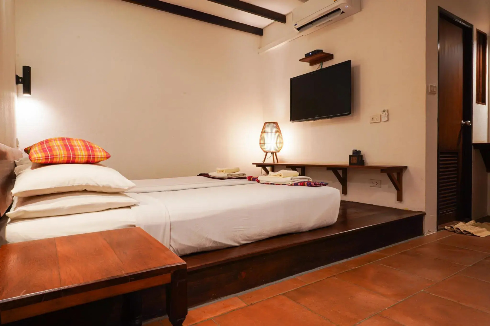 Thanicha Resort Amphawa