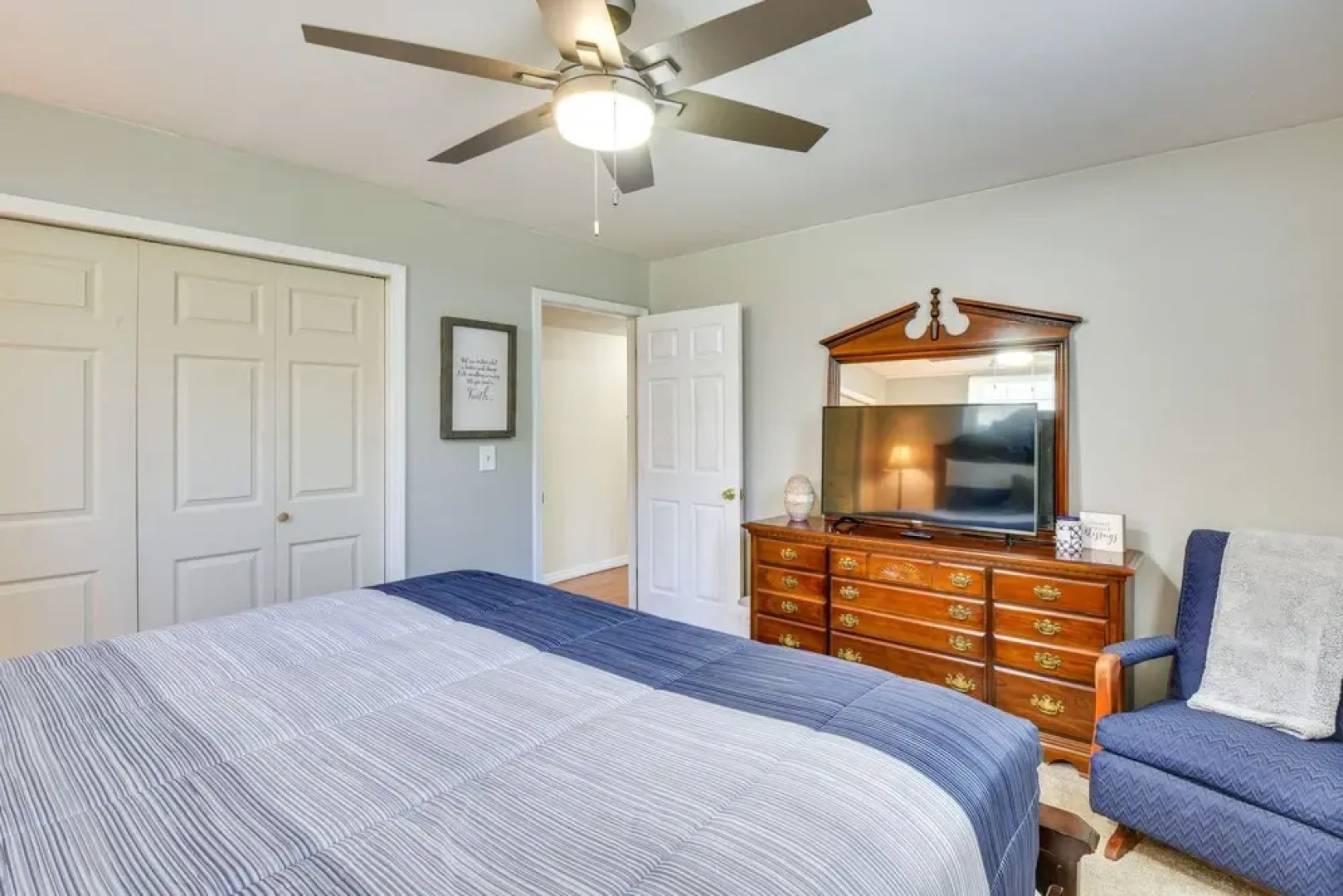 Seneca Abode w/ Furnished Deck < 10 Mi to Clemson!