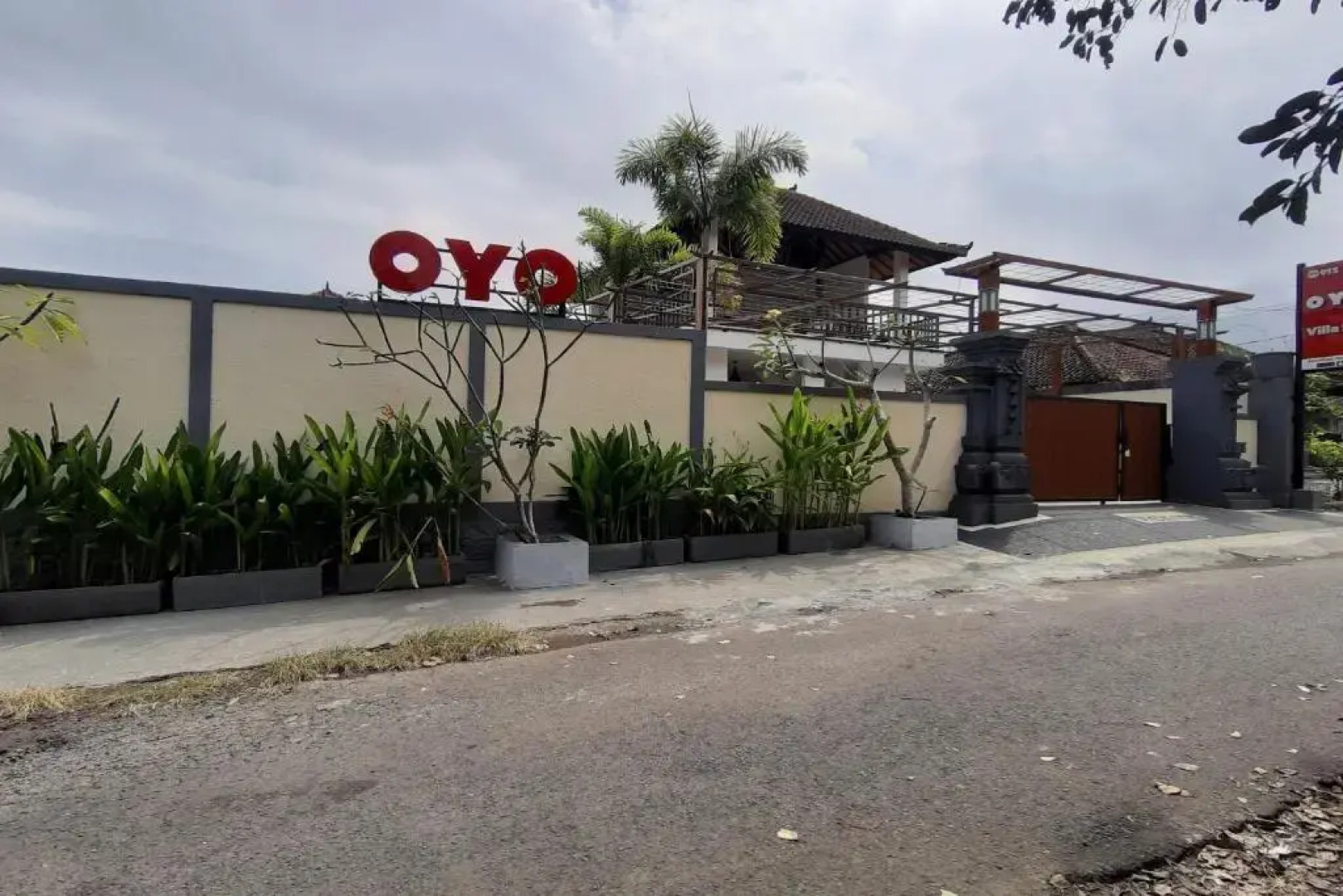 OYO 915 Villa Sari