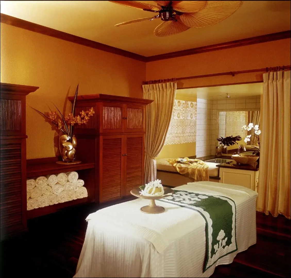 The Kahala Hotel & Resort