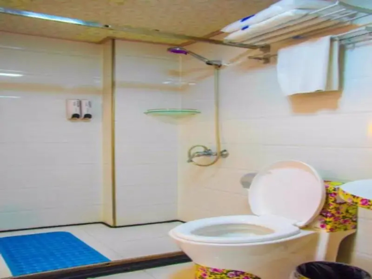 7 Days Inn Yinbin Ren Min Park Branch