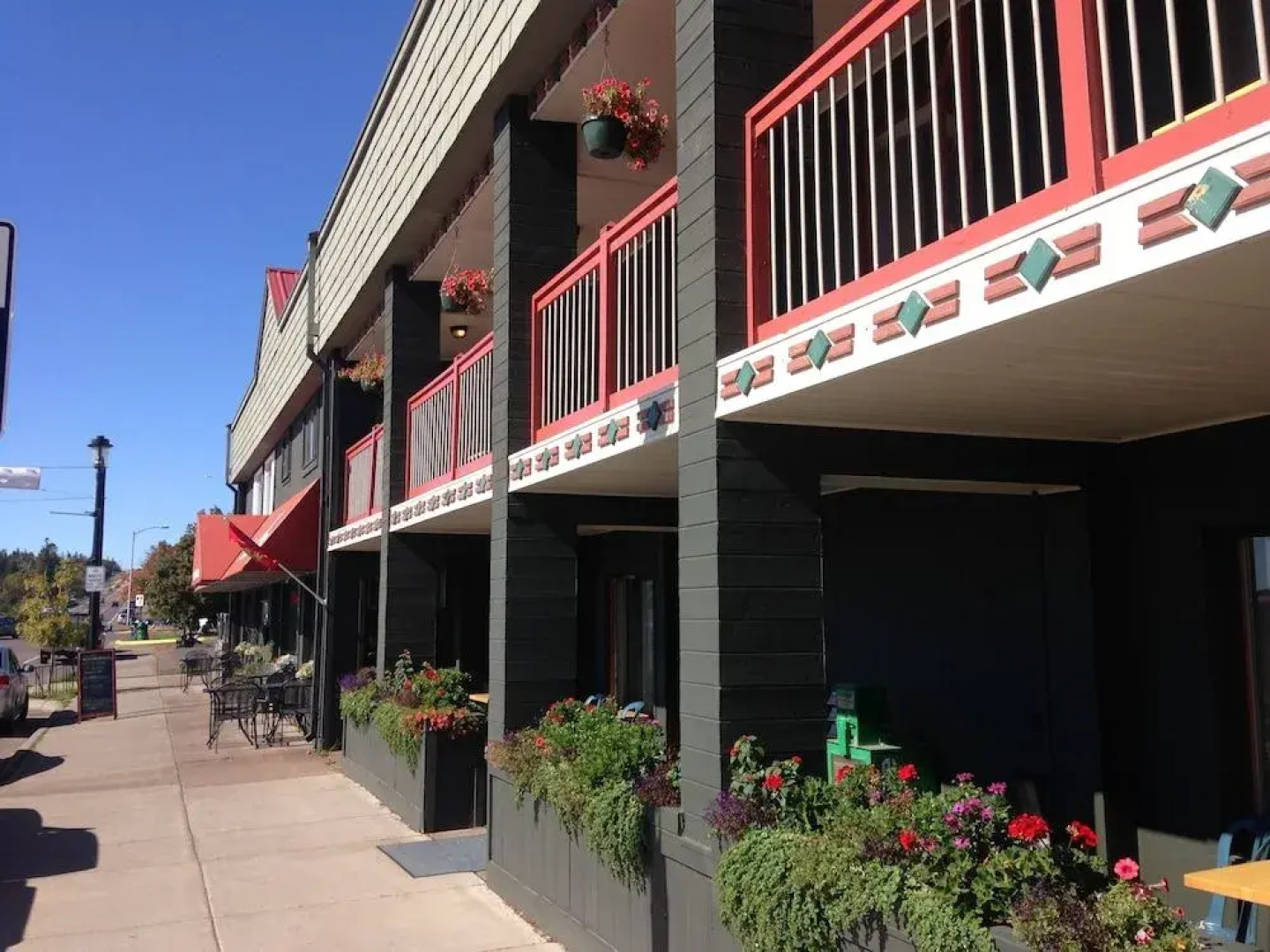 Harbor Inn Self Check-in Hotel