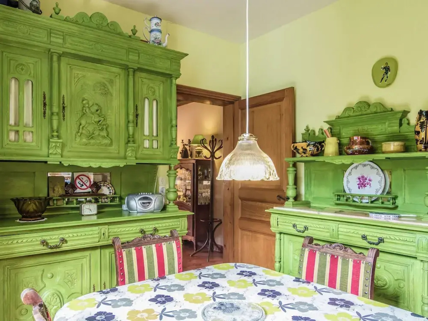 Peaceful Holiday Home in Bort-les-orgues Near the River