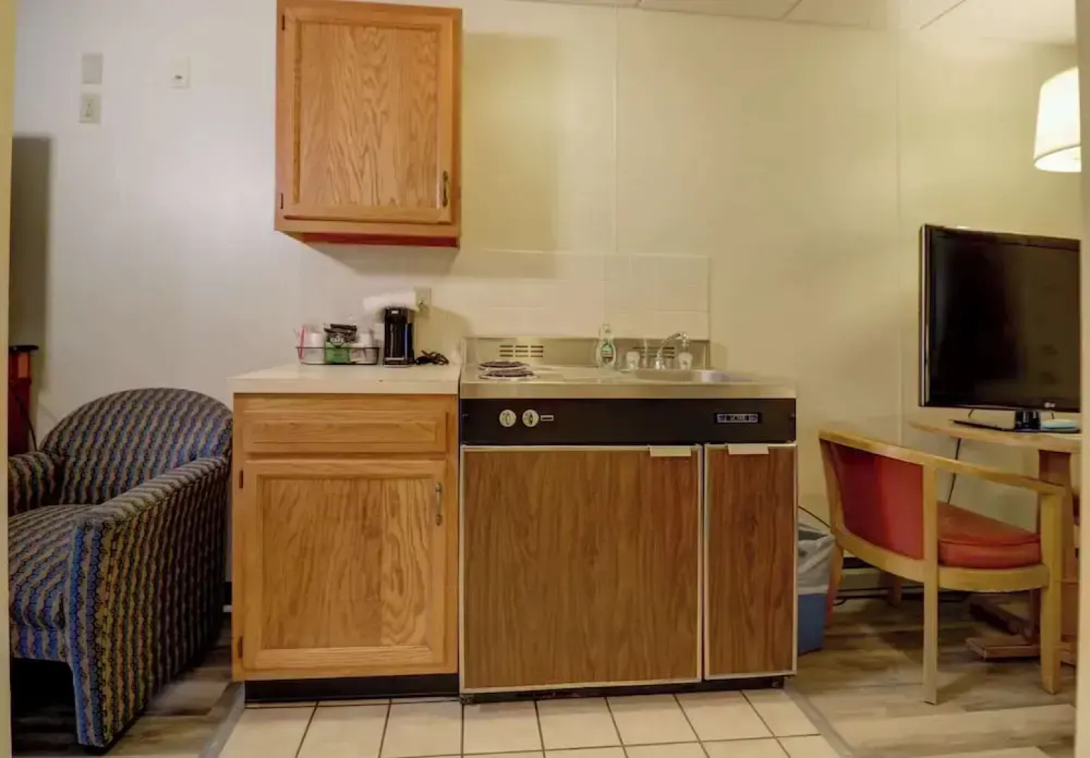 Waves Oceanfront Resort