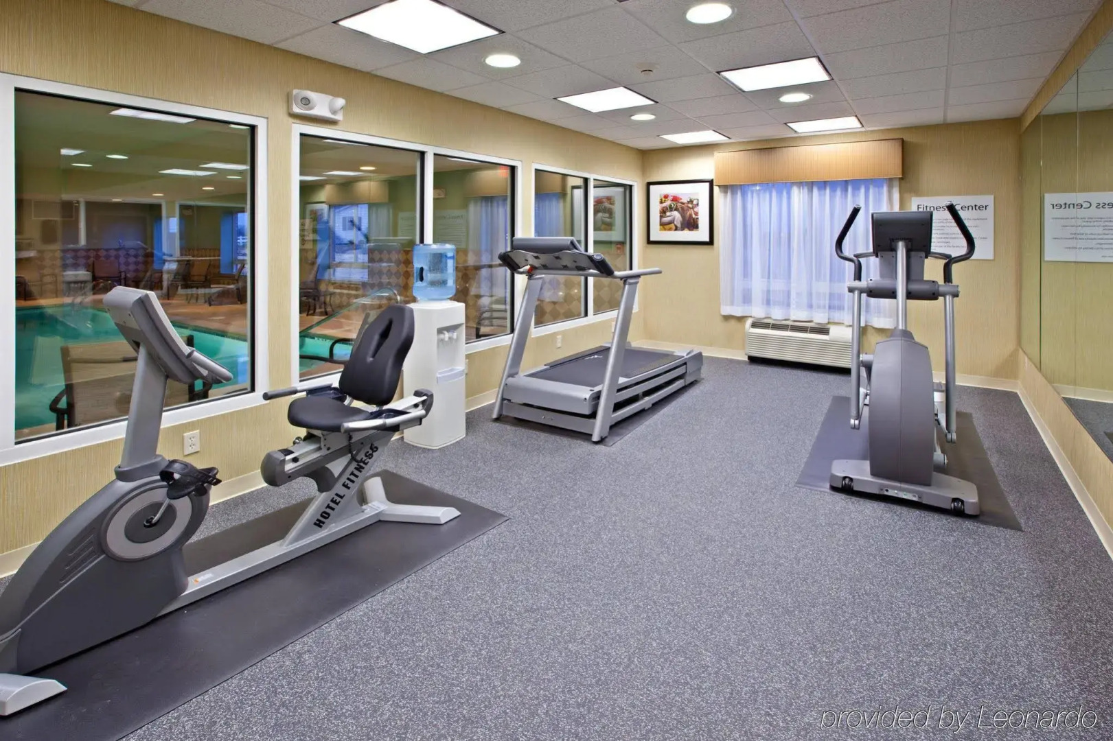 Holiday Inn Express Hotel & Suites Richwood-Cincinnati South by IHG