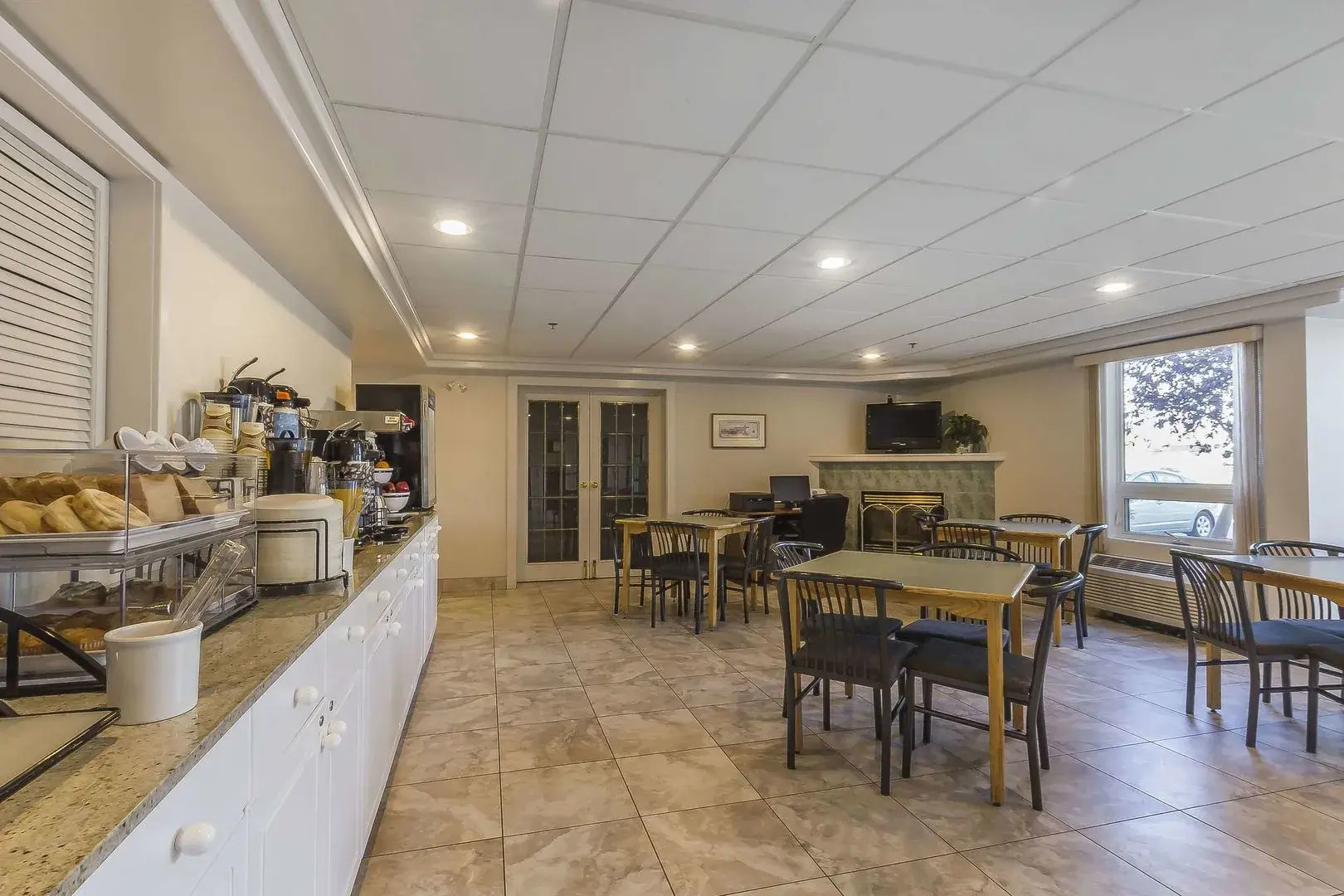 Comfort Inn & Suites