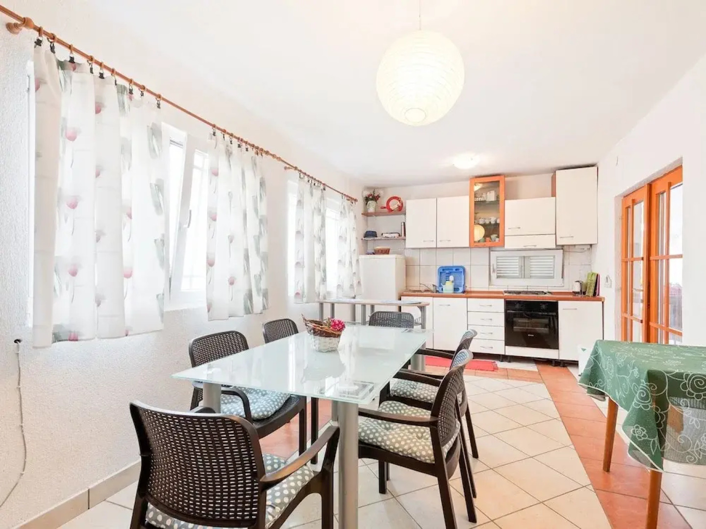 Comfortable Apartment With Large Covered Terrace