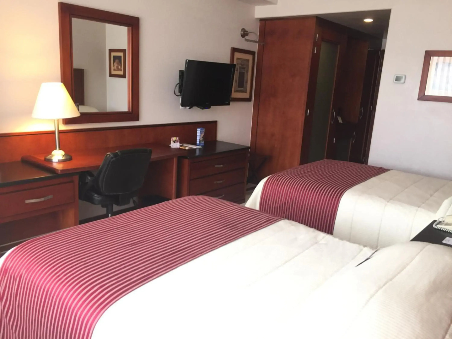 Hotel Fortin Plaza