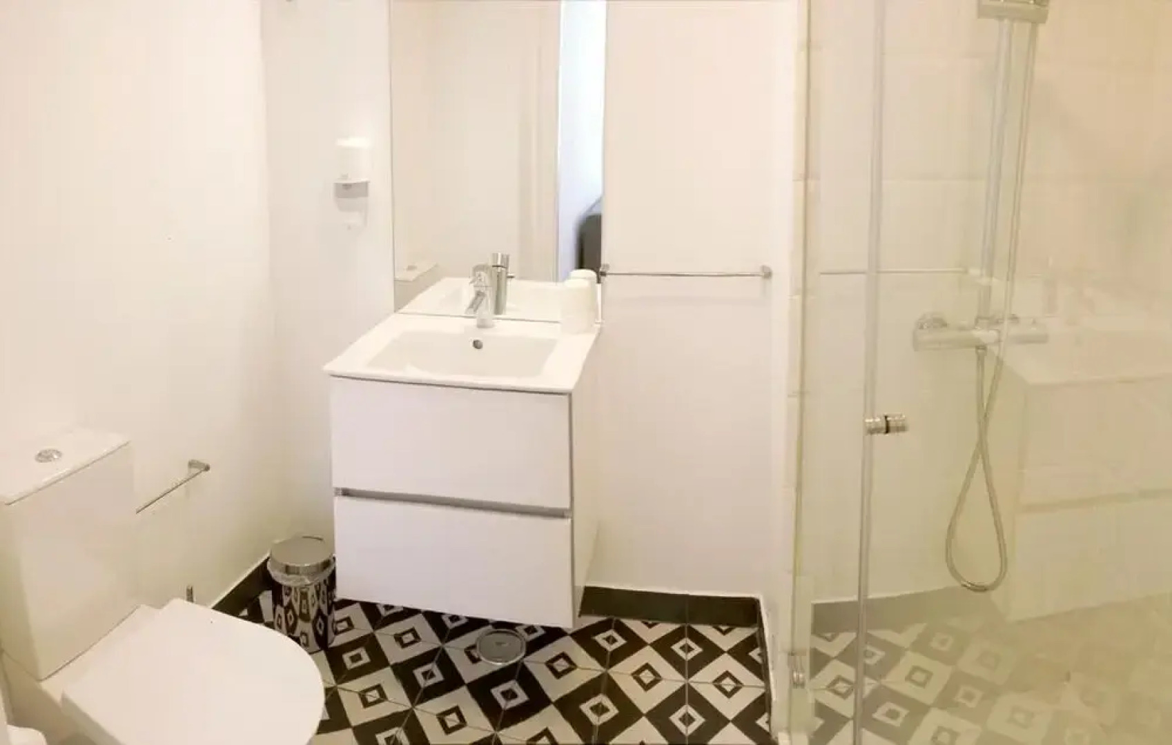 Villa Graça - Hostels and Apartments