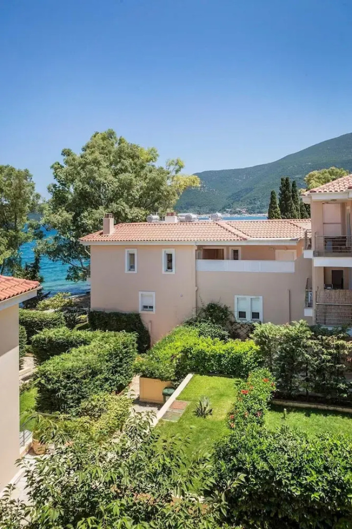 Eucalyptus Apartments Apartment Tangerine