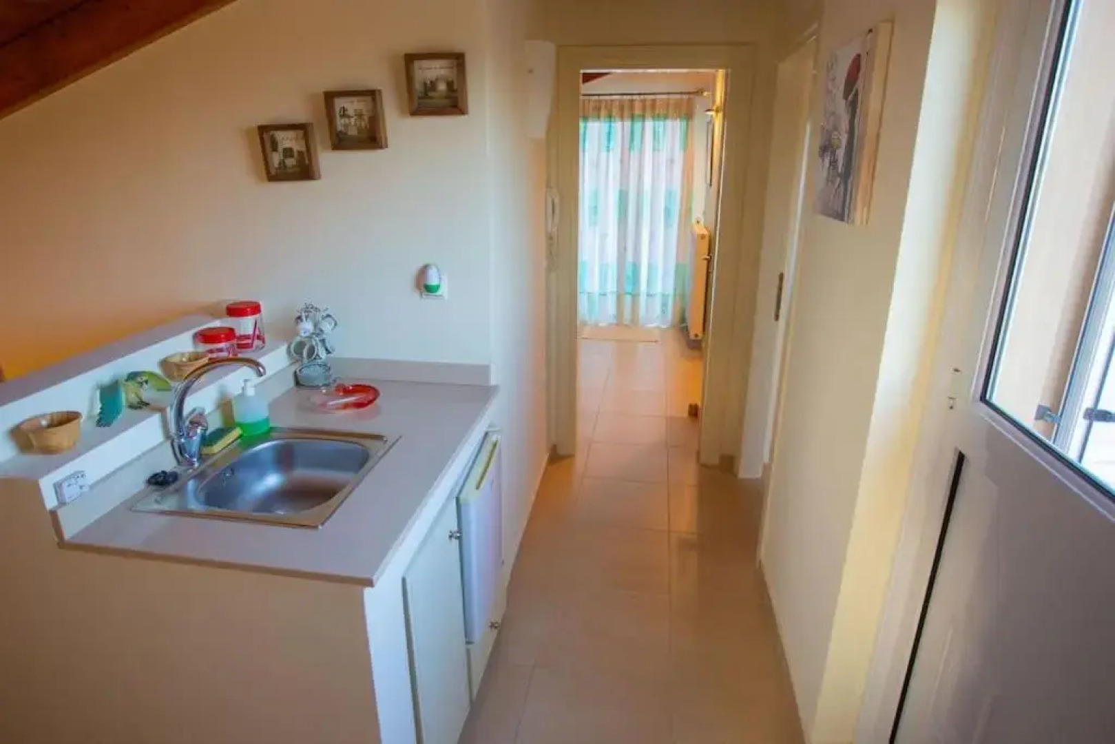 Fou's luxury apartment