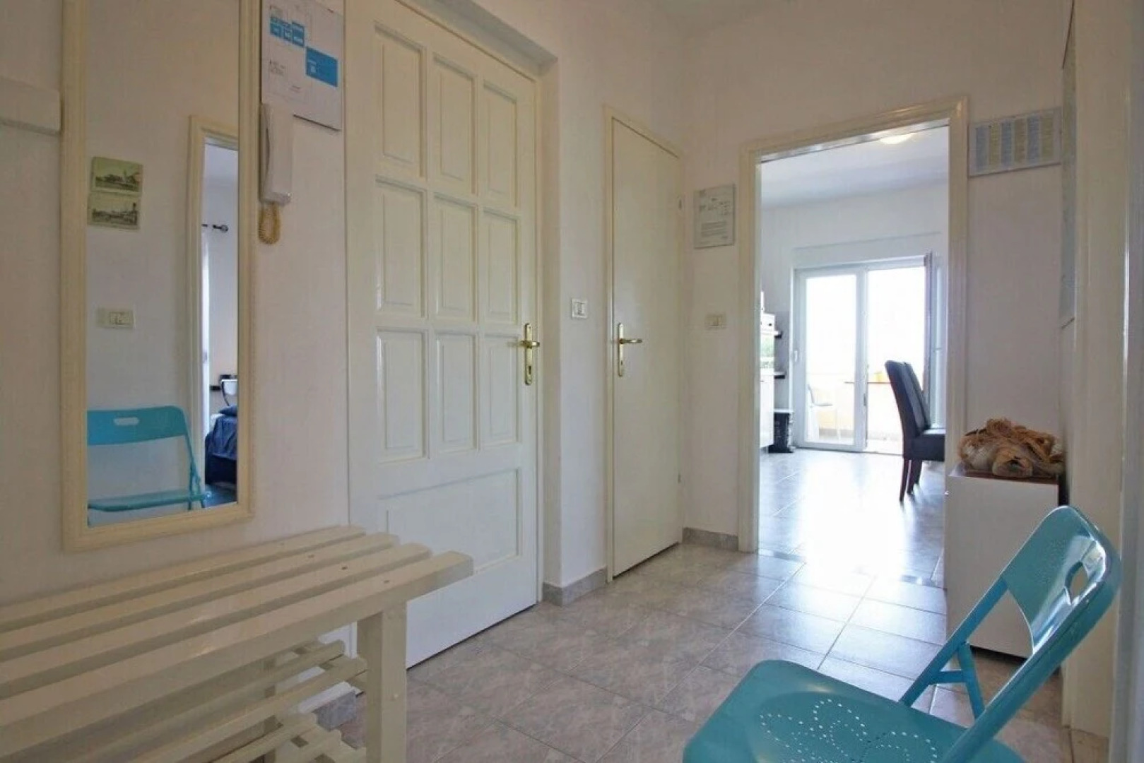 Two-bedroom apartment with sea view