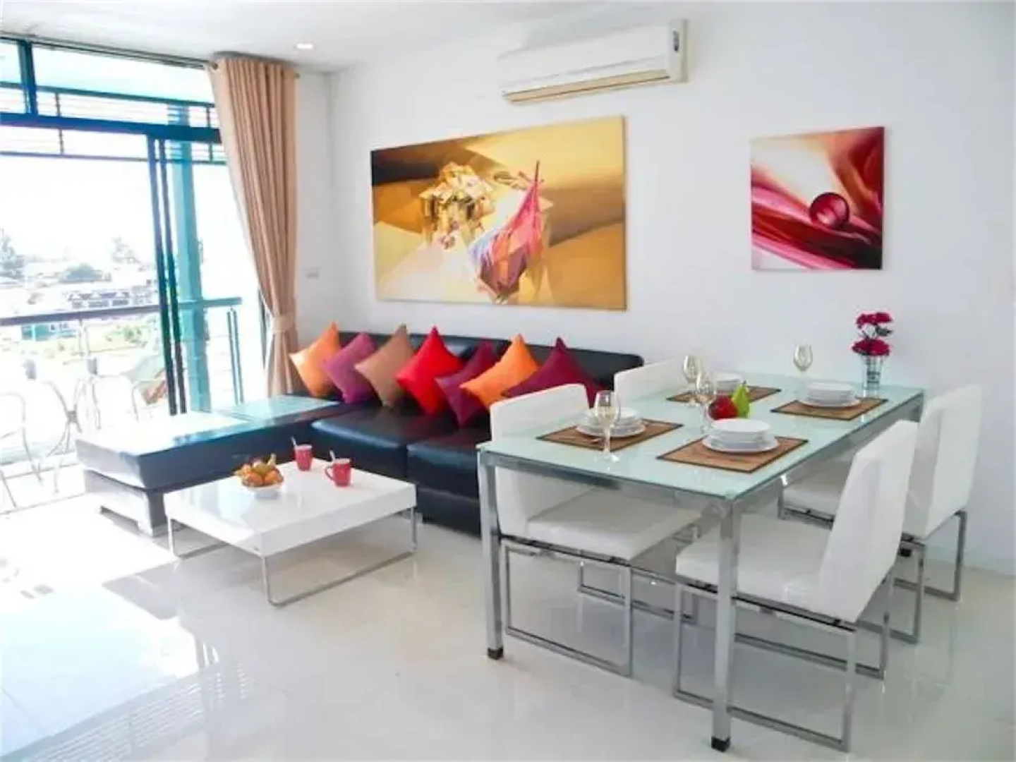 Kamala Regent 3 bedrooms apartment with rooftop pool