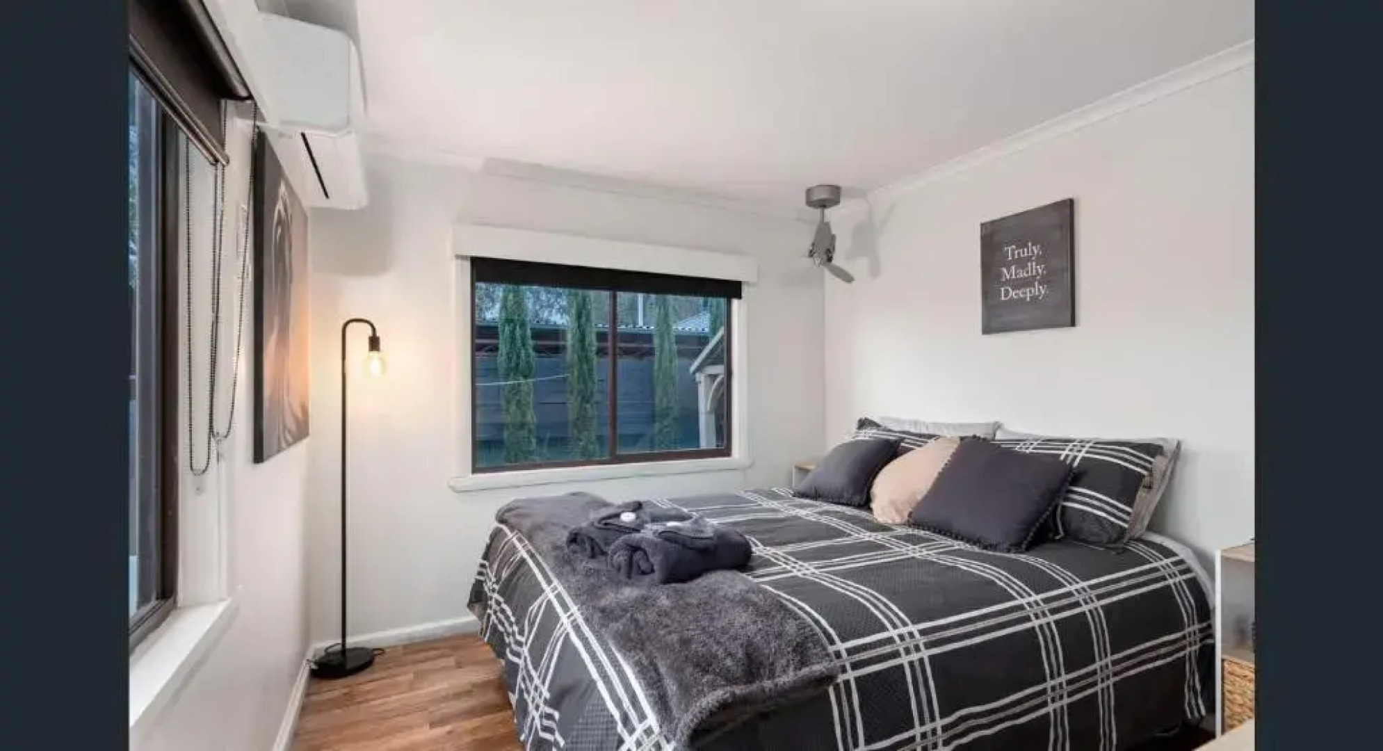 The Weeping Elm - Large and Spacious