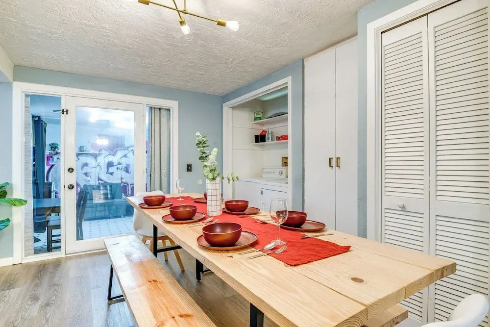 Aggie Game Day Retreat ~ 1 Mi to Texas A & M!