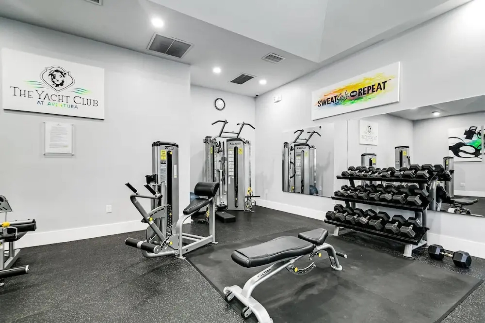 Wonderful 3 Bedroom Condo in the Heart of Aventura