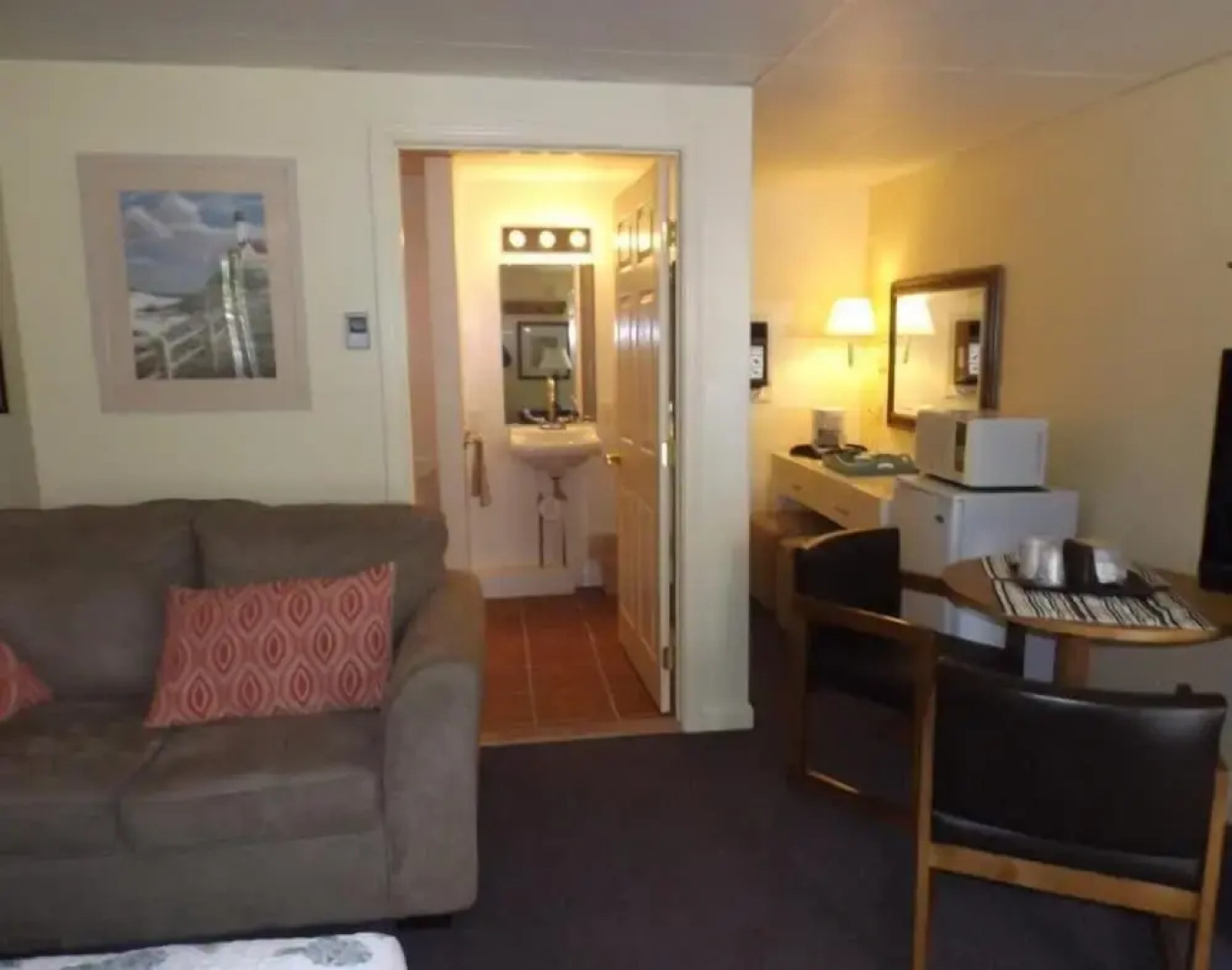 Footbridge North Hotel