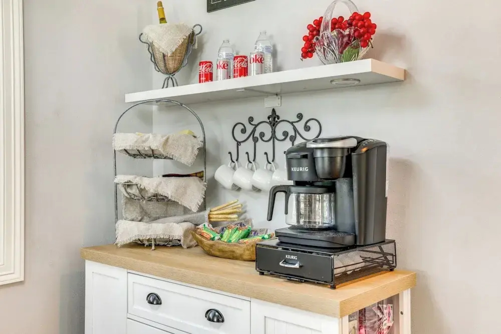 < 1 Mi to Golf & Marina: Inviting Home in Afton!