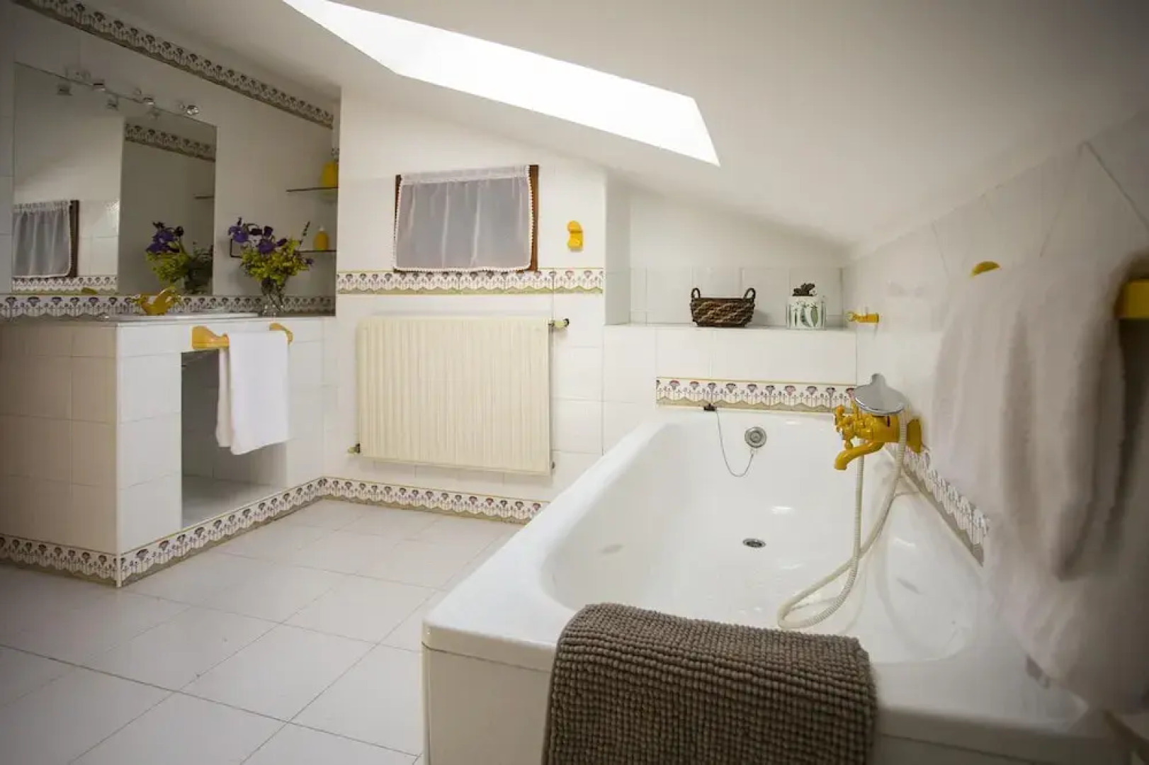 House With 7 Bedrooms in Villaviciosa, With Wonderful Mountain View, E