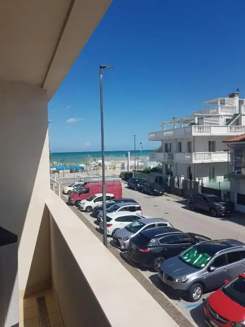 Avenue - 28 Alighieri