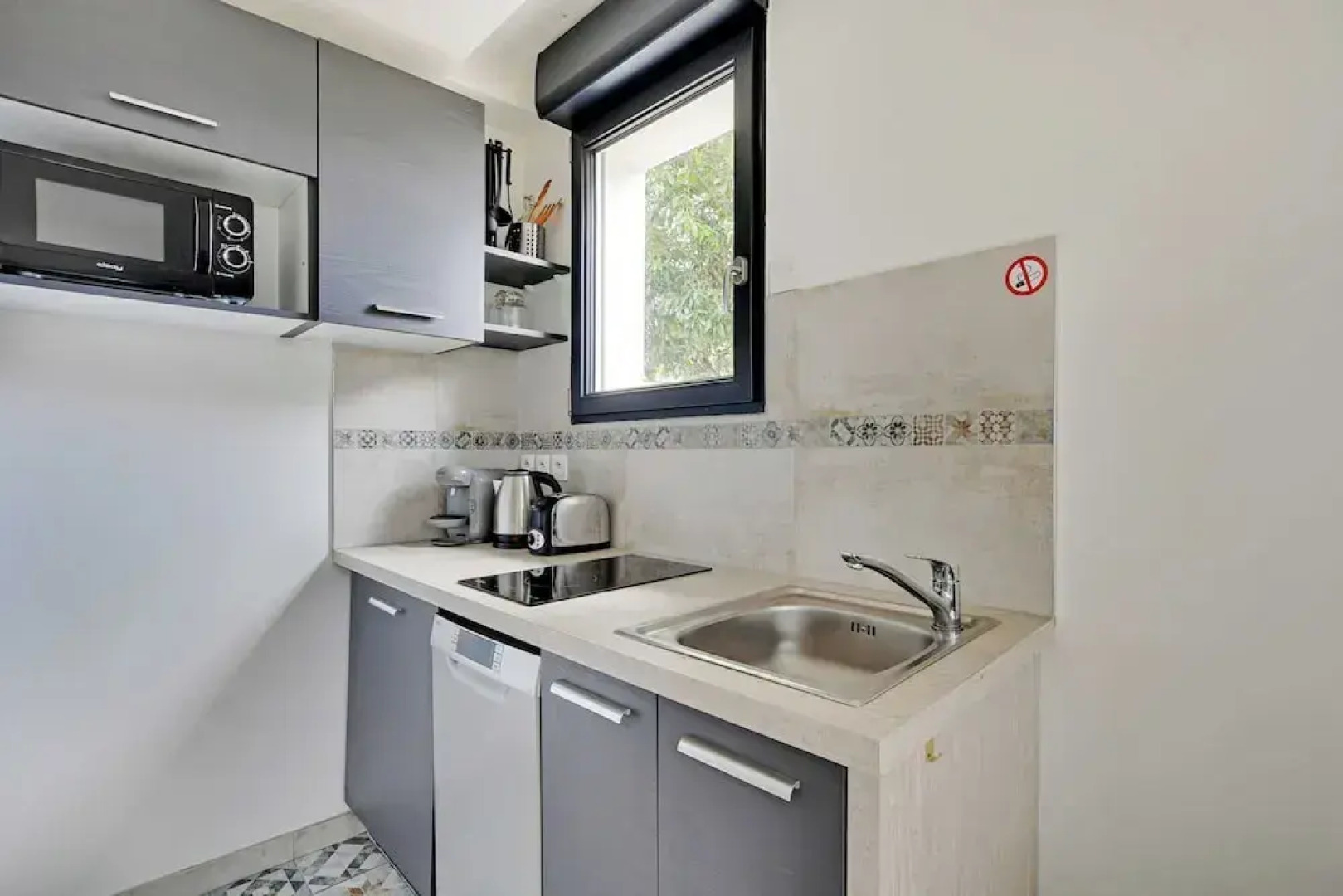 Amazing Duplex With Sauna 1br/4p in the Heart of the City of Orly