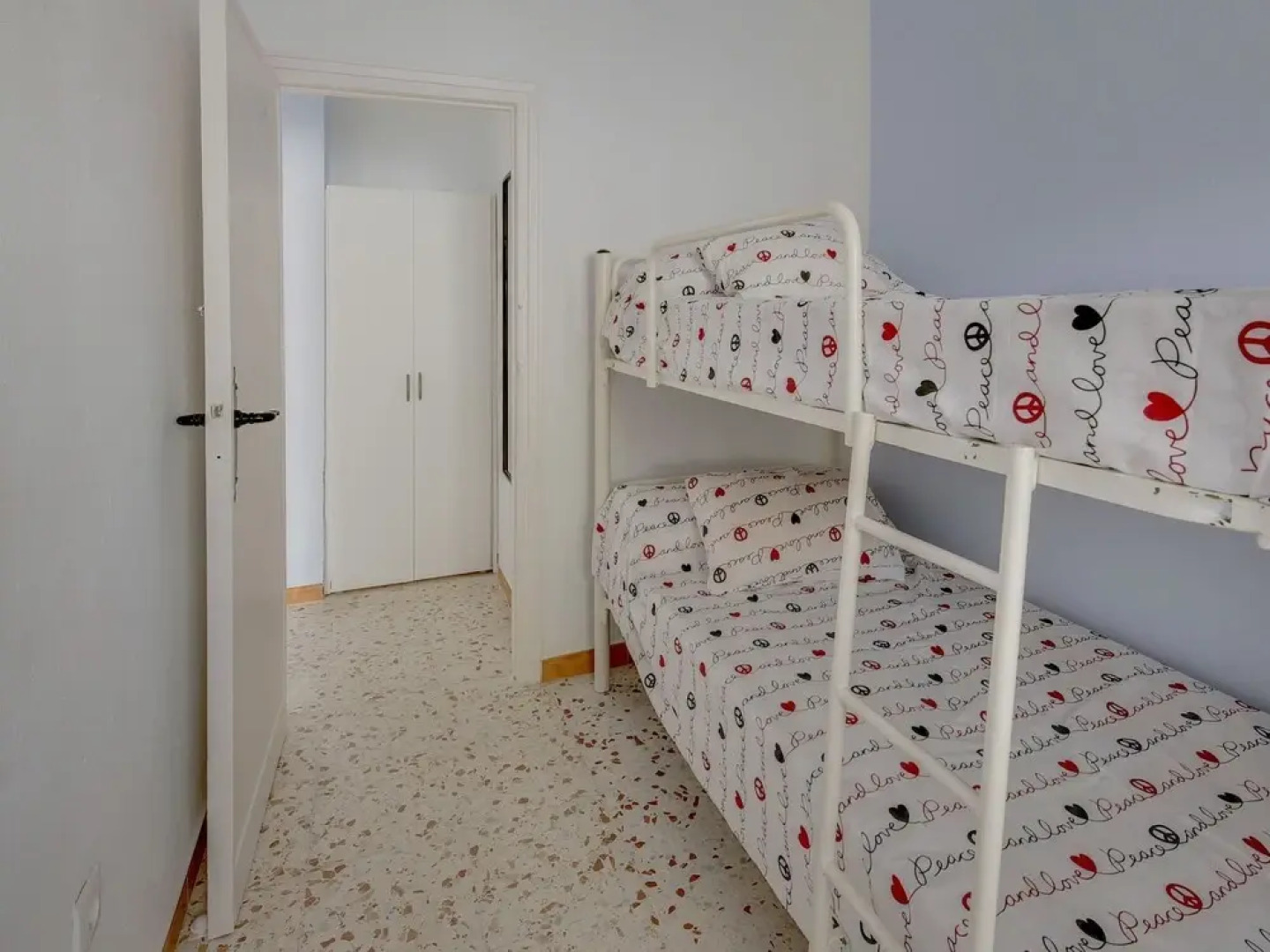 Charming Apartment in Chipiona Near Lighthouse