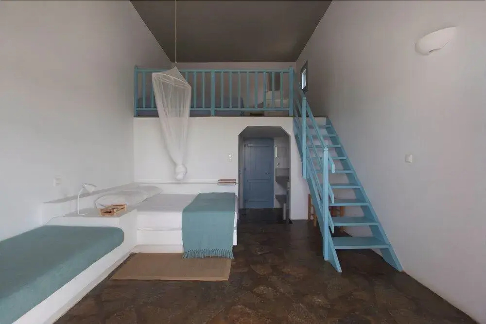 Oliaros Seaside Lodge